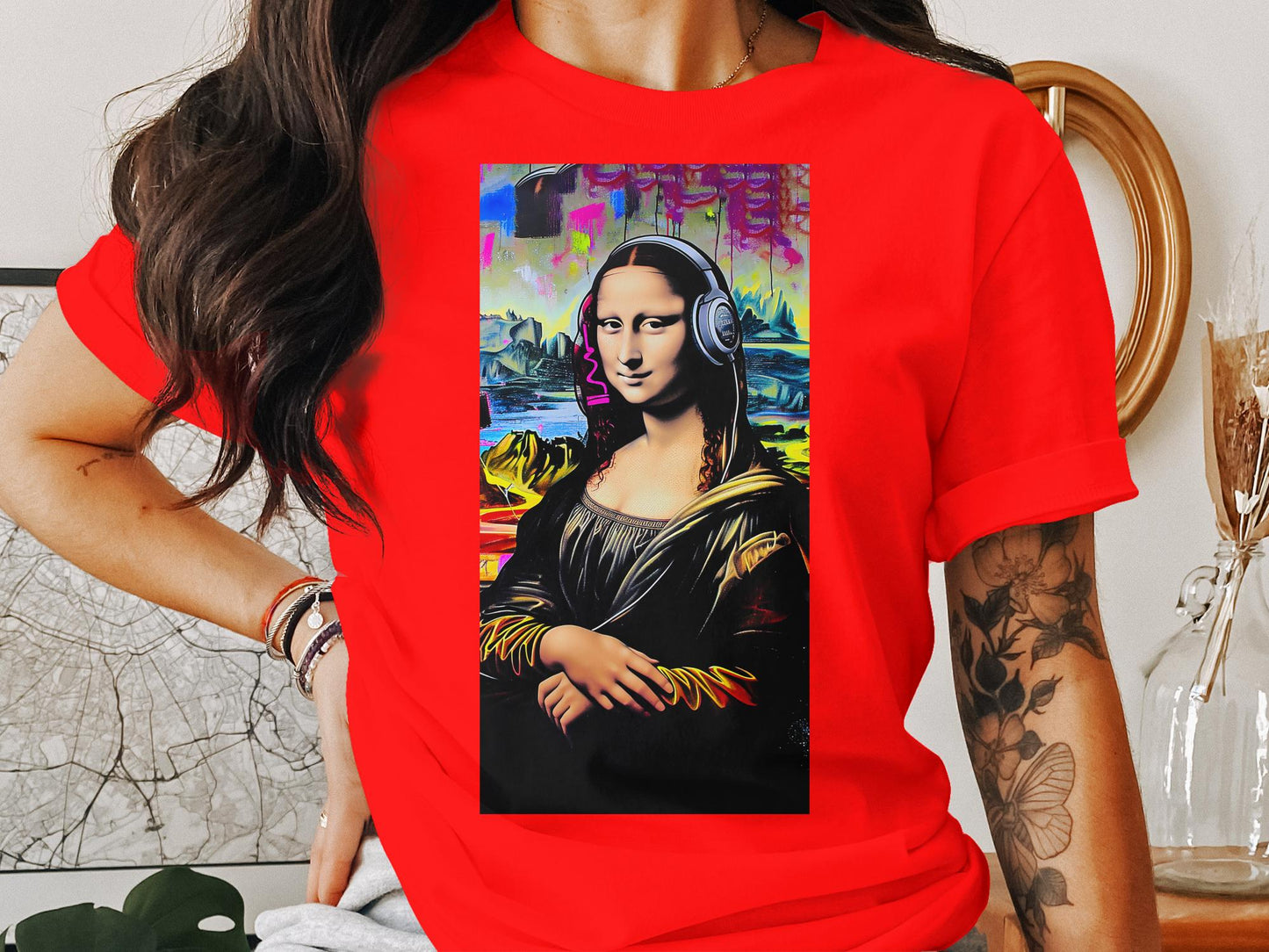 Renaissance Beats - Mona Lisa Headphones Tee